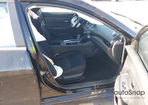 2021 Nissan Sentra Sv Xtronic Cvt z USA, uszkodzony, nr VIN 3N1AB8CV1MY275394